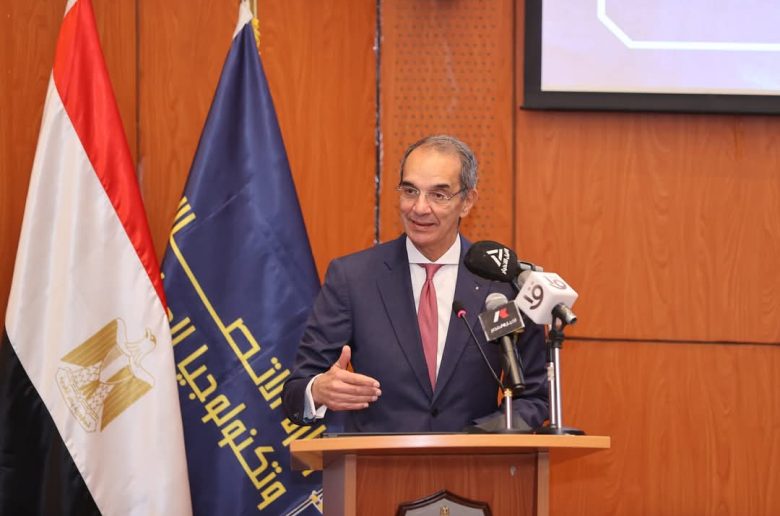 وزير الاتصالات يفتتح ورشة عمل «تطبيقات الذكاء الاصطناعى بمختلف القطاعات»