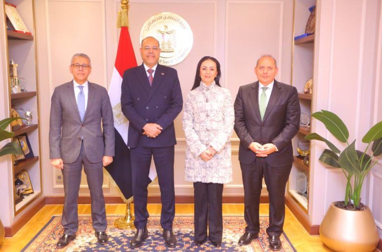 وزارتي التضامن والعمل توقعان بروتوكول تعاون مع مؤسسة صناع الخير للتنمية