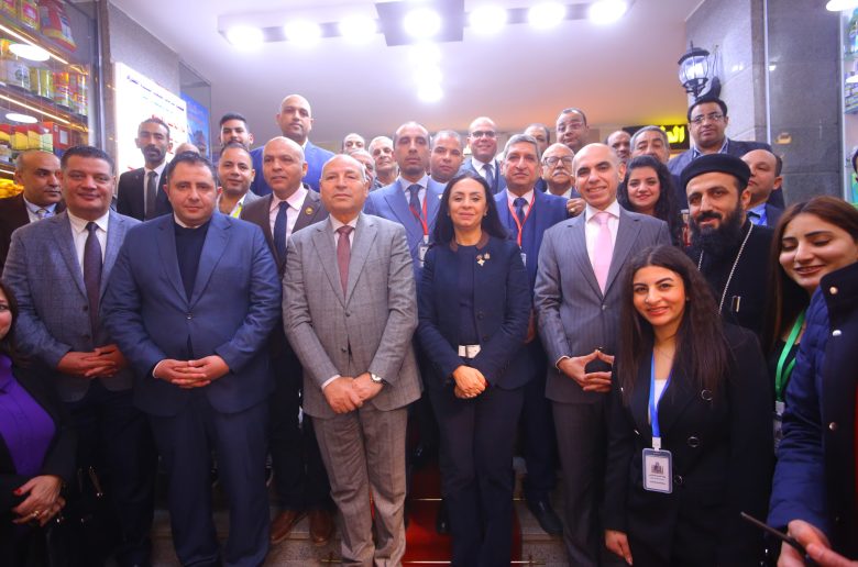 وزيرة التضامن ومحافظ القاهرة يفتتحان دار المغتربات بمجمع خدمات في شبرا 