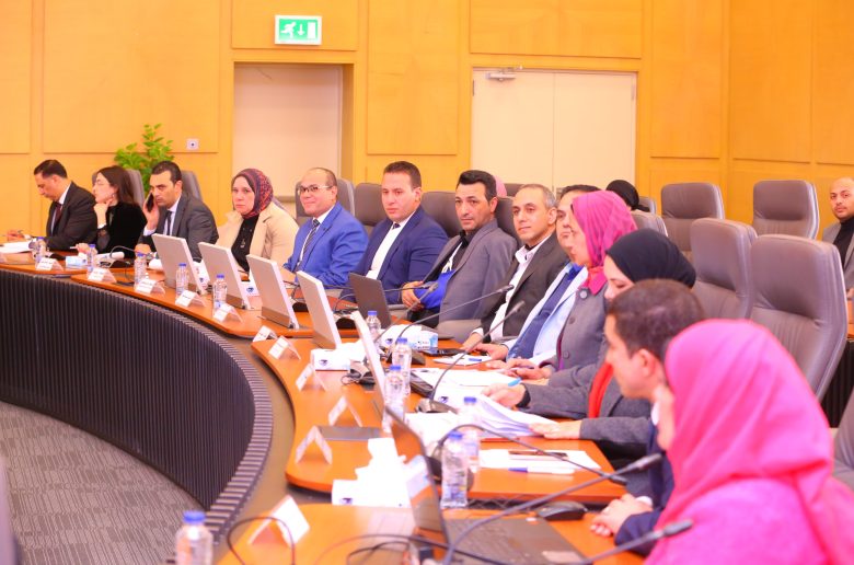 وزيرة التضامن تترأس اجتماع اللجنة العليا للأسر البديلة الكافلة