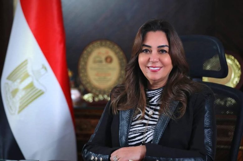 وزيرة التنمية المحلية: بدء أعمال مشروع تطوير ورفع كفاءة شارع الرشاح بالقليوبية