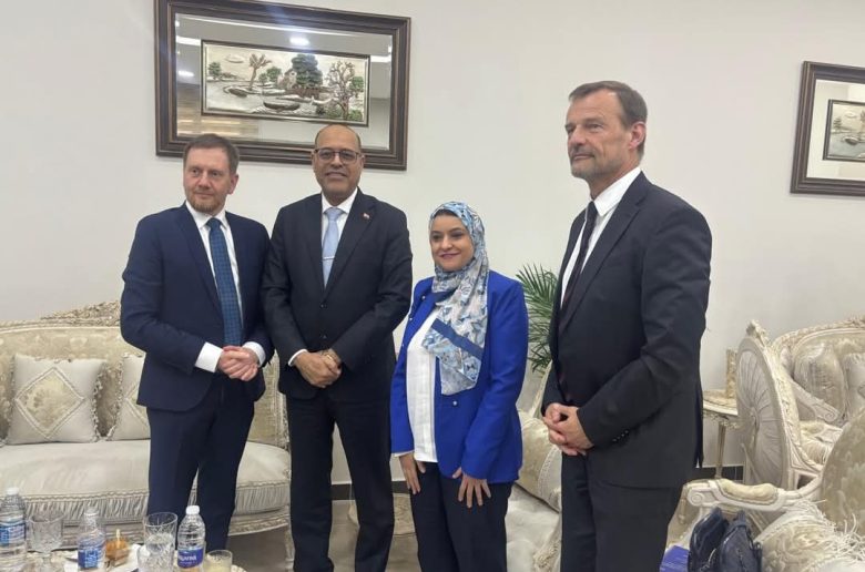 وزير العمل يبحث التعاون في تنقل الأيدي العاملة مع رئيس وزراء ساكسونيا الألمانية