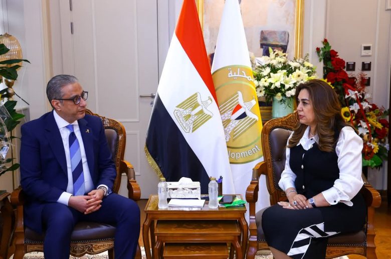 وزيرة التنمية المحلية: الحكومة تحرص على دعم التنمية وفتح آفاق صناعية واستثمارية