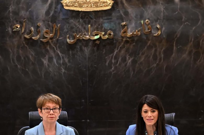 وزيرة التخطيط: 1.5 مليار يورو حجم تمويلات البنك الأوروبي للقطاع الخاص العام الماضي