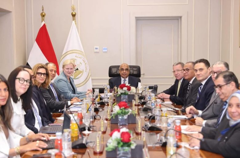 وزير العدل يستقبل رئيسة قسم الشراكات العالمية والإدماج بمنظمة التعاون الإقتصادي