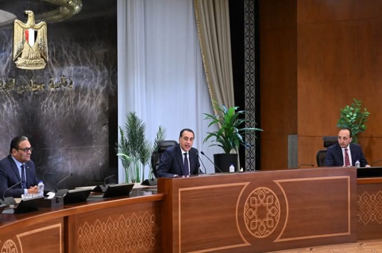 رئيس الوزراء: مصنع شين شينج غطي احتياجات الدولة المحلية ويصدر إنتاجه للعالم