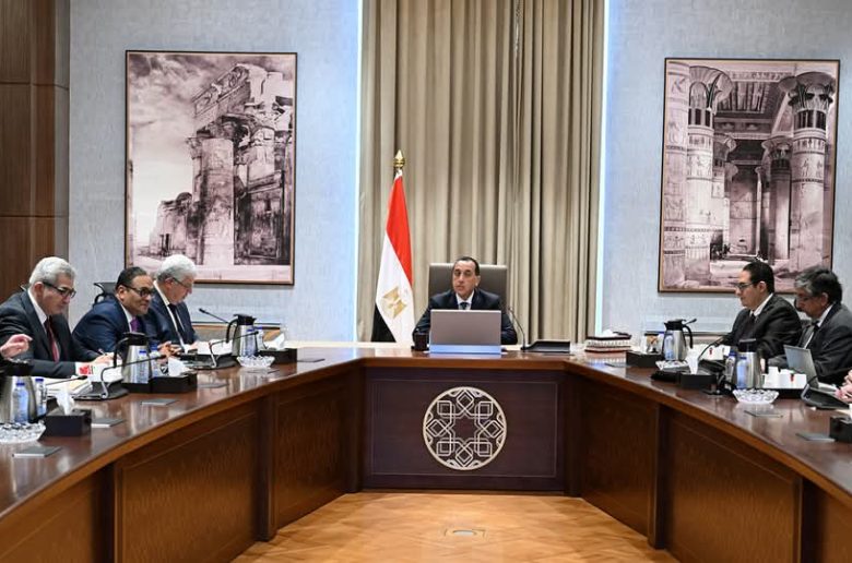 رئيس الوزراء يوجه بإعداد رؤية شاملة لتطبيق طريق علاج الأورام الجديدة بجامعة أكسفورد 