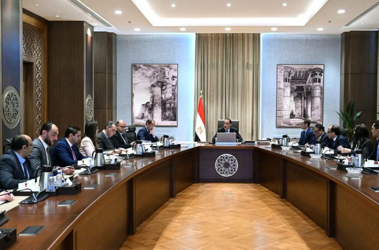 رئيس الوزراء يستعرض الموقف النهائي لضريبة الأرباح الرأسمالية على التعاملات بالبورصة 