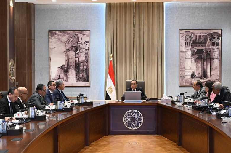 رئيس الوزراء: نتابع خطط تطوير 7 الفنادق التاريخية لرفع كفاءتها التشغيلية