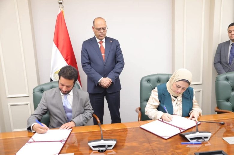 وزير العمل يشهد توقيع بروتوكول تعاون لتدريب وتشغيل «ذوي الهمم»