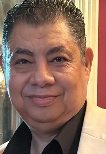 محمد الغطريفي وسيط تأميني