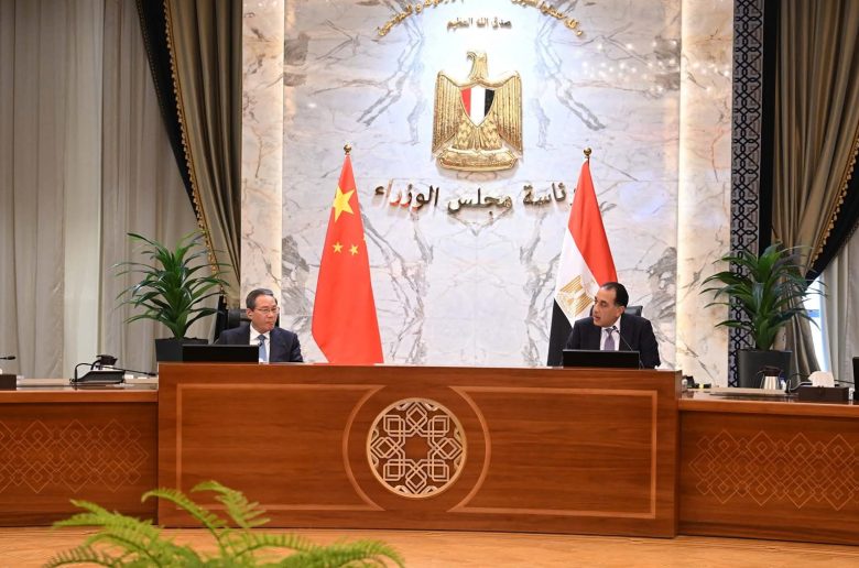 رئيس الوزراء يثمن الدور المحوري الذي تقوم به الصين في دعم جهود التنمية بمصر