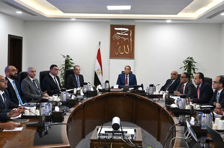 رئيس الوزراء يتابع الموقف الحالي لإنشاء وإطلاق المنصة الإلكترونية لتصدير العقار