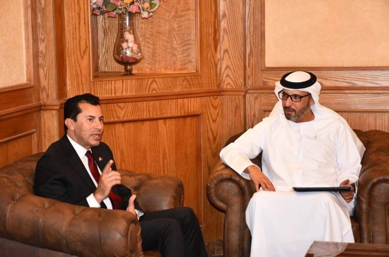 وزارة الشباب ومؤسسة زايد يعلنان فرص توظيف بمراكز التخاطب ضمن برنامج «جسور أمل القابضة»