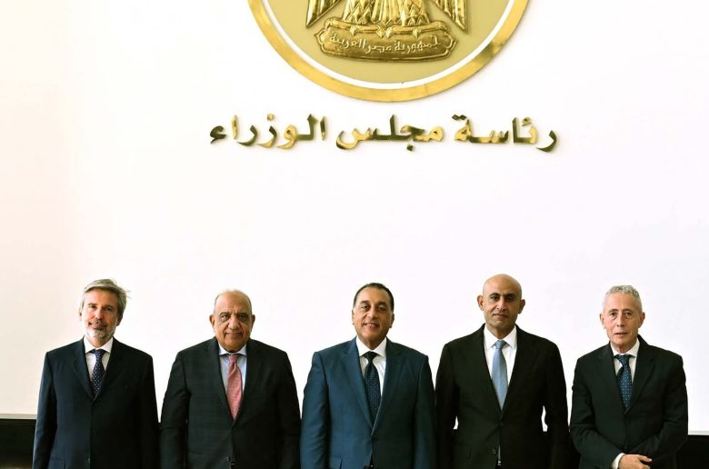 الكهرباء والتعليم ونوفا تكنولوجي دي لا فيتا الإيطالية يوقعون بروتوكول تعاون