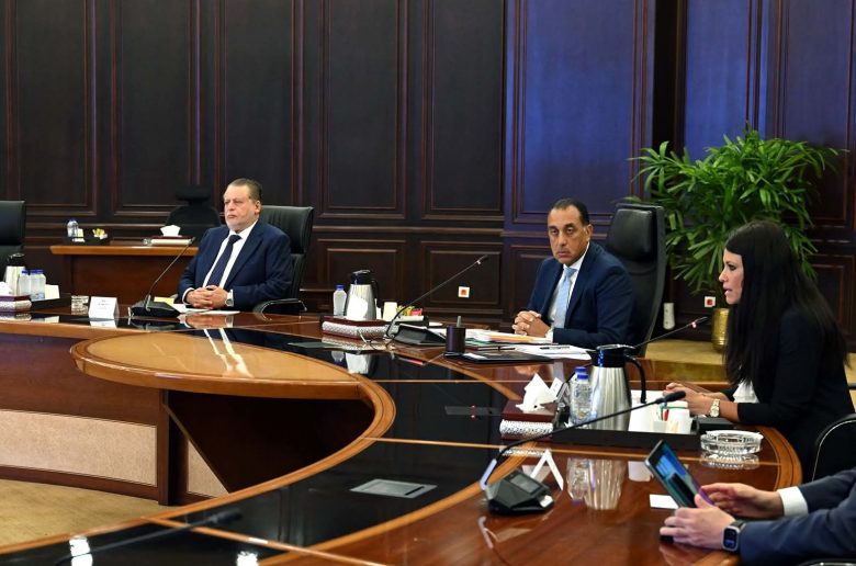 المجلس التنسيقي للسياسات المالية يؤكد استمرار العمل بنظام سعر صرف مرن