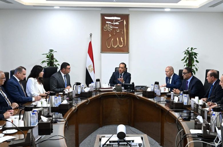 رئيس الوزراء: نستهدف الحفاظ على الطابع المعماري لمنطقة وسط البلد والقاهرة الخديوية