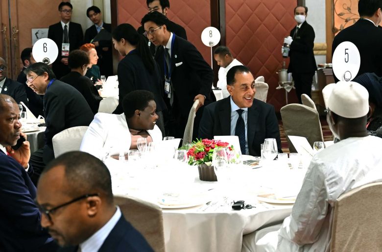 رئيس الوزراء يحضر مأدبة عشاء لرؤساء الوفود المشاركة في قمة "«تيكاد ٩»