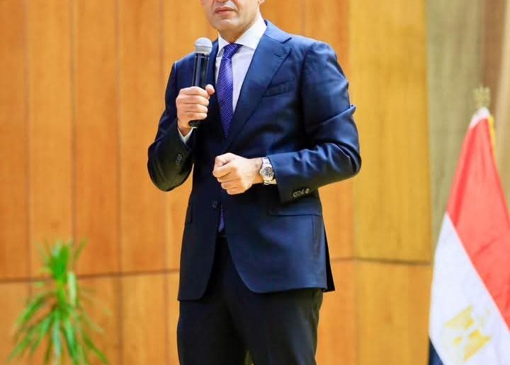 وزير التعليم: الامتحانات في نظامي شهادة البكالوريا والثانوية العامة واحد