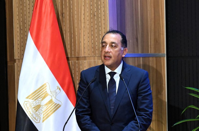 رئيس الوزراء: الفترة القادمة ستشهد مزيدا من الاستثمارات الكبيرة بالساحل الشمالي