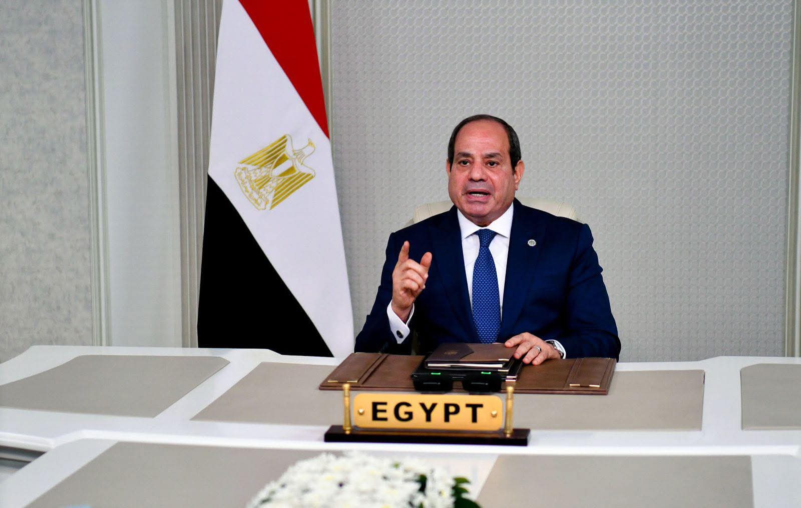 الرئيس السيسي يرفع تعويض الوفاة في حوادث العمل إلى 300 ألف جنيه