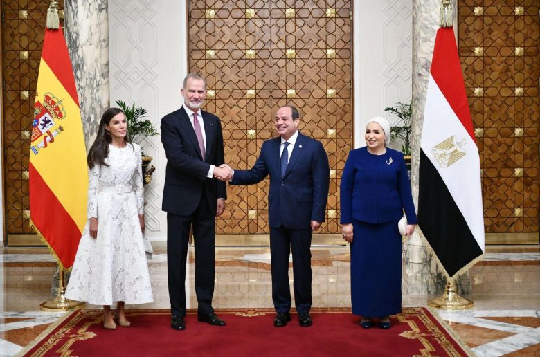 الرئيس السيسي وملك إسبانيا يبحثان تعزيز التبادل التجاري والتعاون بمجال النقل الآثار
