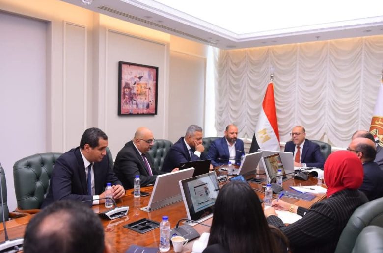 وزير العمل: يوجه بتأسيس «برنامج إلكتروني» لإدارة انتخابات النقابات العمالية