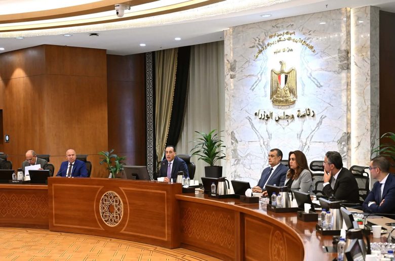 رئيس الوزراء: نستهدف جعل مصر مركزا إقليميا لصناعة الحديد والصلب