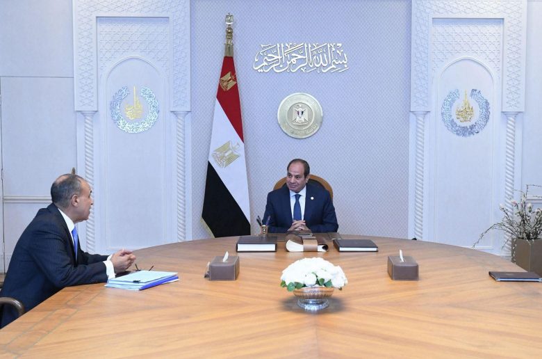 الرئيس السيسي يوجه باستمرار جهود نشر الوعي العام بحقوق الإنسان