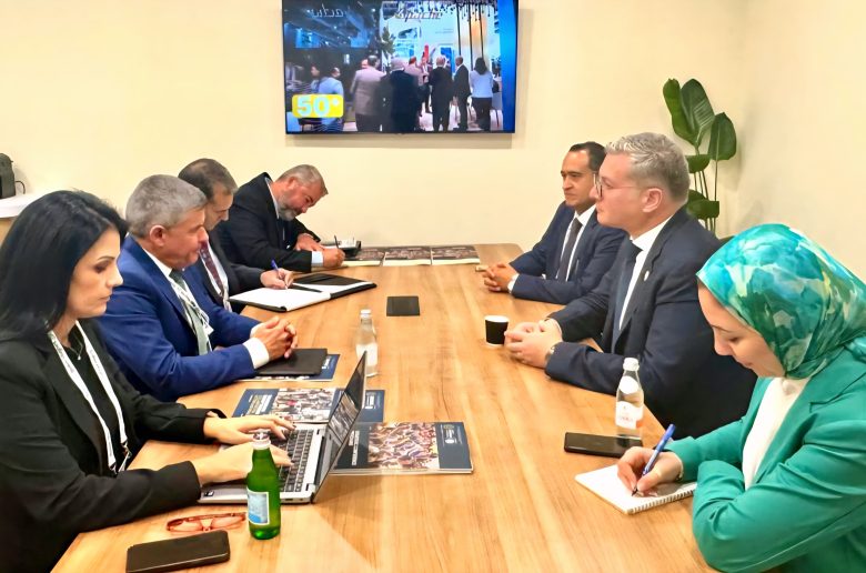 جانب من اللقاء