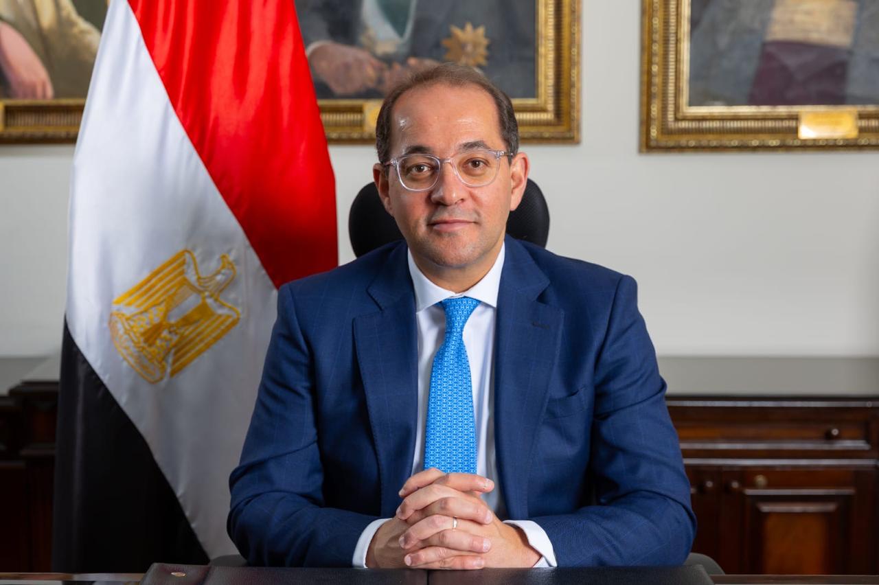 وزارة المالية تسدد ديونًا خارجية أكبر من الاقتراض الجديد
