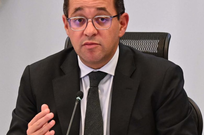 وزير المالية