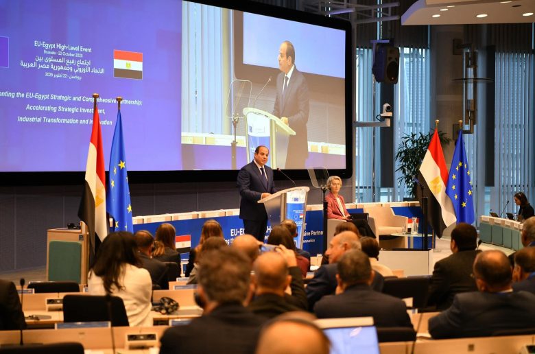 الرئيس السيسي: موقع مصر يتيح للشركات الأوروبية النفاذ لأكثر من 1.5 مليار مستهلك