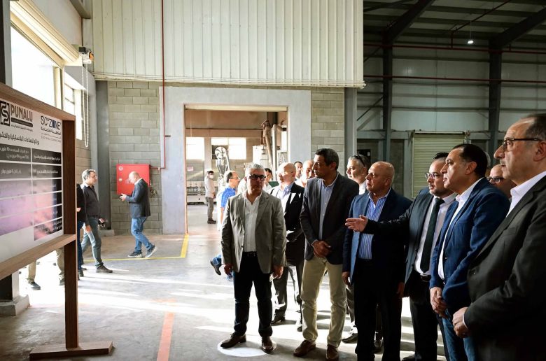 رئيس الوزراء يفتتح مصنع «بونالو للصناعات البلاستيكية والخشبية» باستثمارات 12 مليون دولار