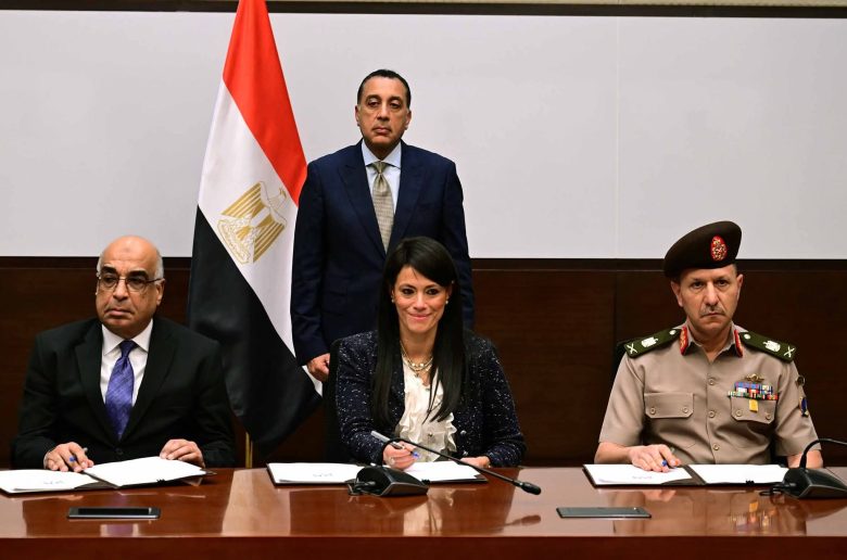 توقيع بروتوكول تعاون ثلاثي بشأن تجهيزات البنية الفنية بمدينة العدالة الذكية