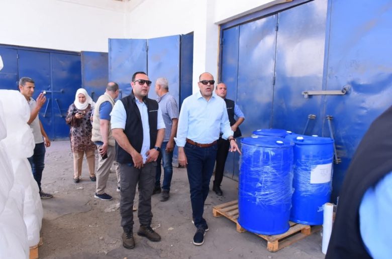 وزير العمل يبدأ جولات مفاجئة لمواقع الإنتاج لمتابعة تطبيق الحد الأدنى للأجور