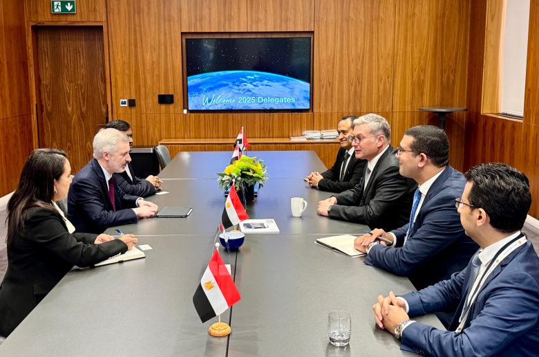 جانب من لقاء وزير البترول بممثلي الشركات الأجنبية