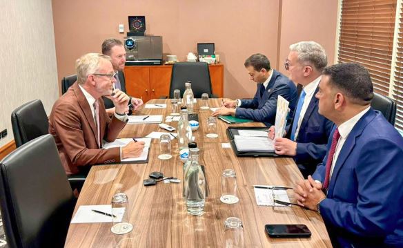 جانب من اللقاء