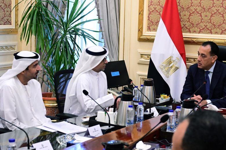 رئيس الوزراء يتابع الموقف التنفيذي لمشروع «رأس الحكمة» بالساحل الشمالي