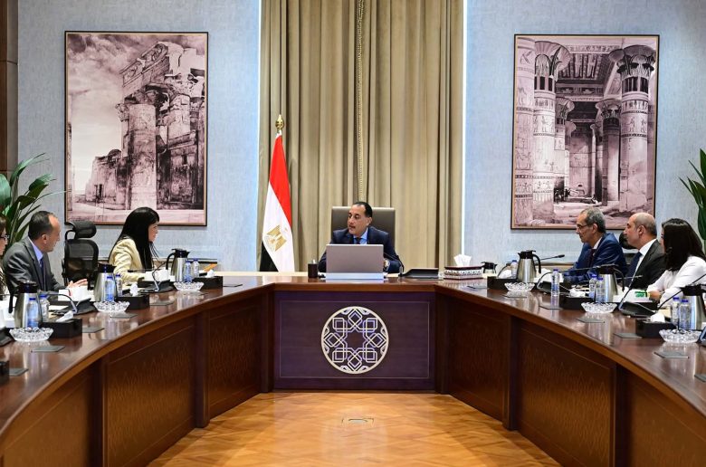 رئيس الوزراء يتابع جهود اللجنة الاستشارية للاقتصاد الرقمي وريادة الأعمال
