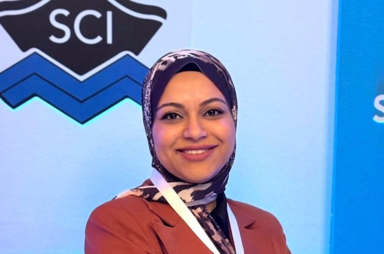 هبه الله موسى تحصل على عضويه associate member من معهد التأمين بلندن