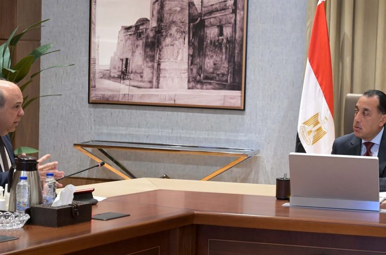 رئيس الوزراء: نحرص على النهوض بقطاع الطيران المدني ودعم منظومات العمل 