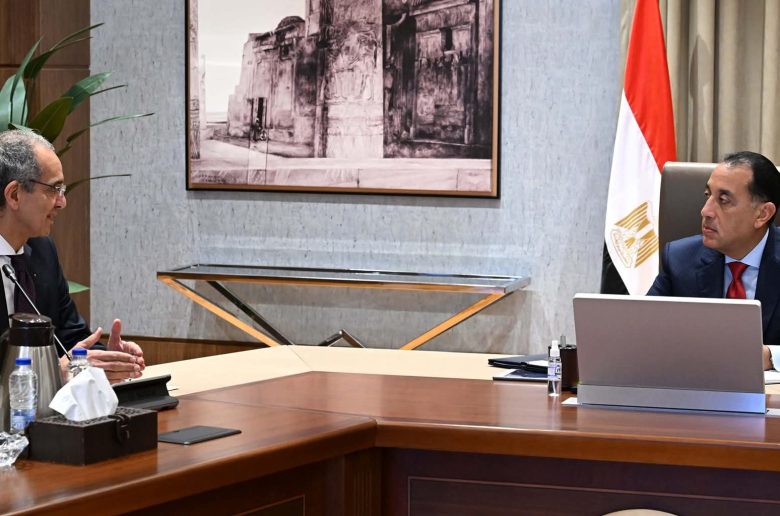 الحكومة: إطلاق منظومة جديدة للتحقق من مخالفات المرور دون الحاجة لشهادة براءة الذمة