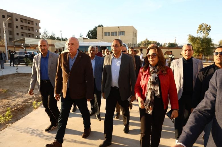وزيرة التنمية المحلية تتفقد أعمال تطوير مجزر الصالحية بتكلفة 29 مليون جنيه