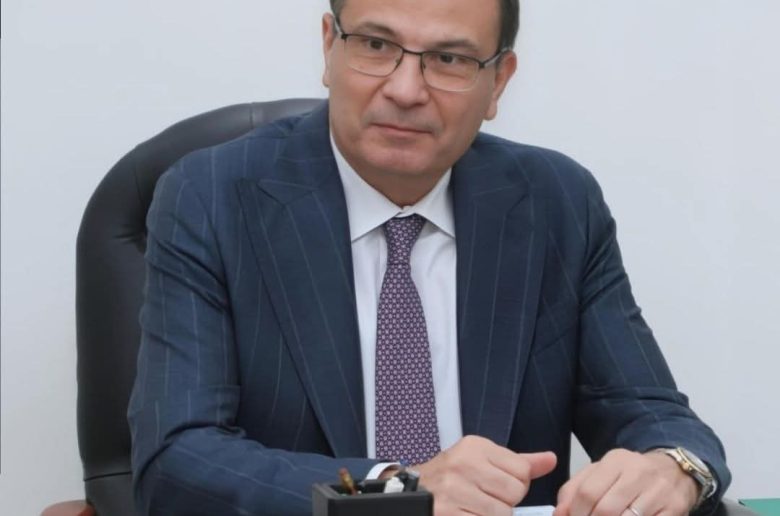 وزير الزراعة يوجه بصرف كامل المقررات السمادية للمحاصيل الشتوية الاستراتيجية