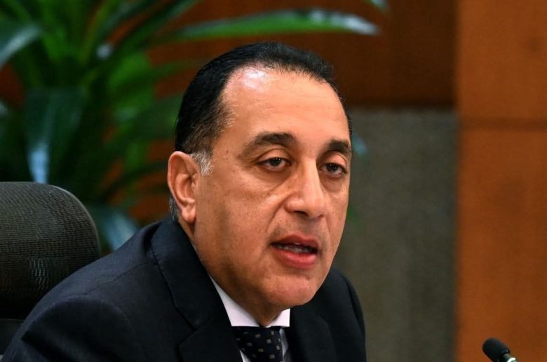 رئيس الوزراء يؤكد استعداد الحكومة للتعاون الفاعل مع مجلس النواب بتشكيله الجديد