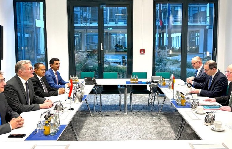 جانب من المباحثات