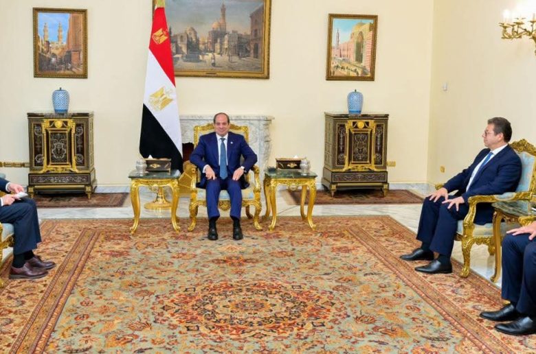 الرئيس السيسي يؤكد حرص مصر على مواصلة تطوير العلاقات الثنائية مع روسيا