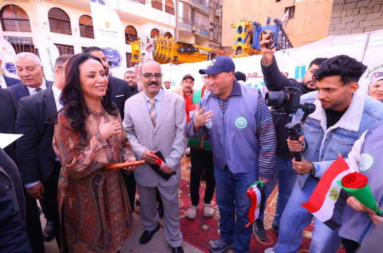 وزيرة التضامن تتفقد وحدة إطعام «المحروسة» بمؤسسة يمن الخيرية بالوراق