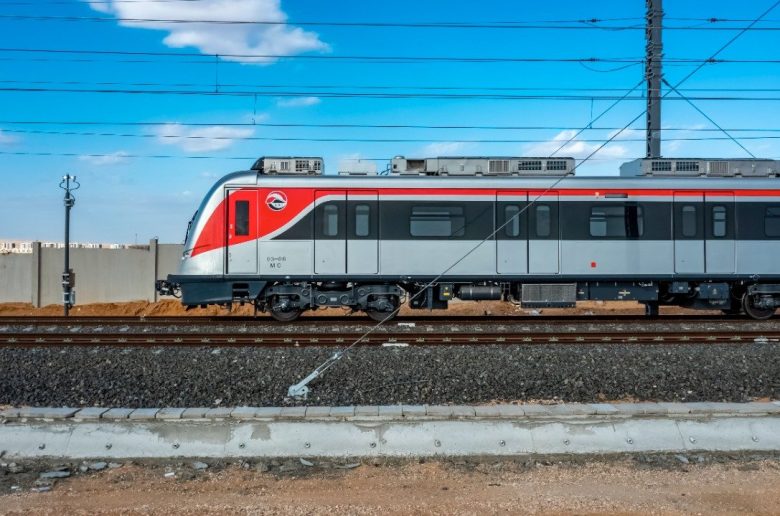 القطار الكهربائي الخفيف